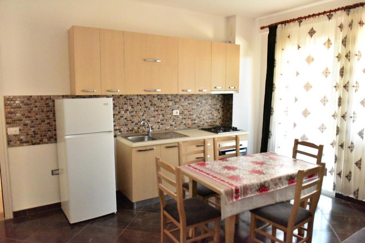Summer Apartament Shëngjin
